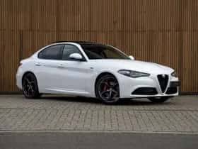 Alfa Romeo Giulia (2022) thumbnail 3
