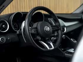 Alfa Romeo Giulia (2022) thumbnail 22