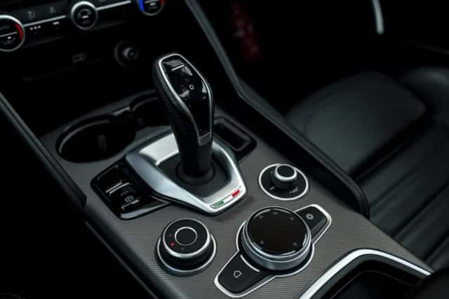 Alfa Romeo Giulia (2022) thumbnail 31