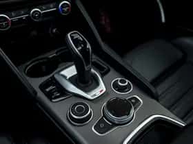 Alfa Romeo Giulia (2022) thumbnail 31
