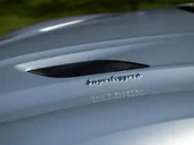 Aston Martin DBS (2020) thumbnail 13