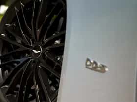 Aston Martin DBS (2020) thumbnail 39