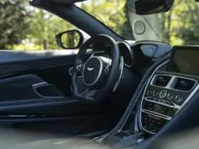 Aston Martin DBS (2020) thumbnail 60