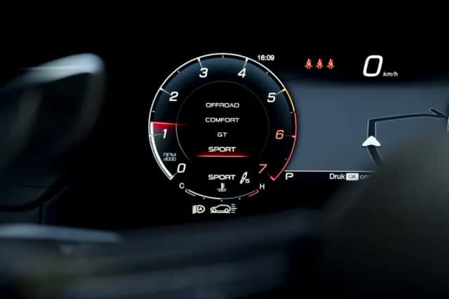 Maserati Grecale (2022) thumbnail 39