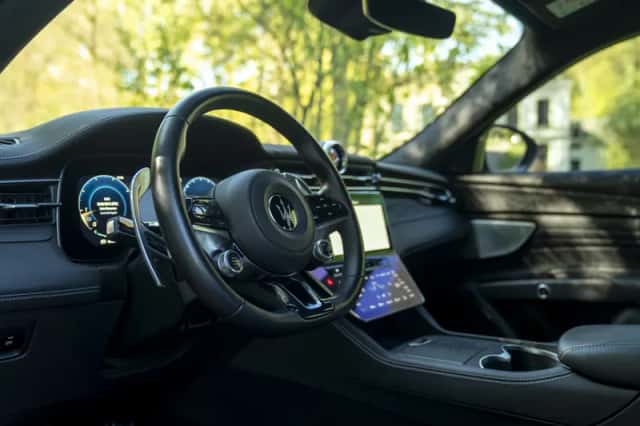 Maserati Grecale (2022) thumbnail 7
