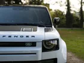 Land Rover Defender (2022) thumbnail 14