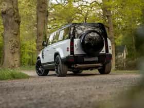 Land Rover Defender (2022) thumbnail 31