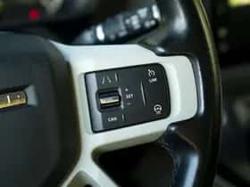 Land Rover Defender (2022) thumbnail 39