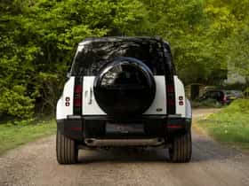 Land Rover Defender (2022) thumbnail 5