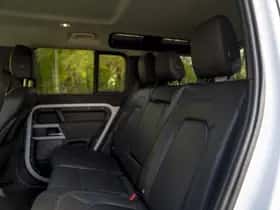Land Rover Defender (2022) thumbnail 9