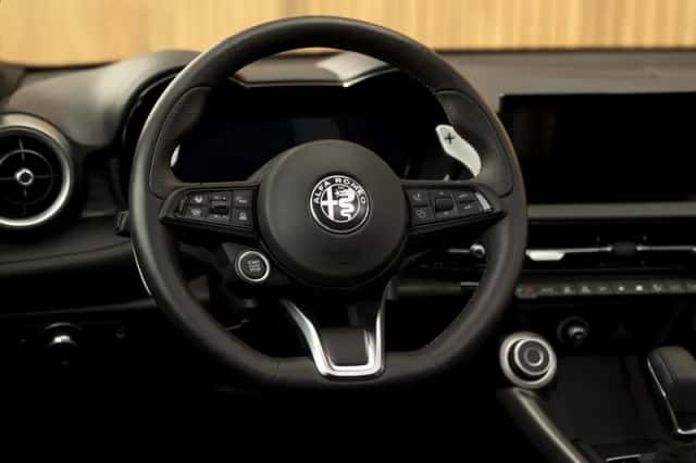 Alfa Romeo Tonale (2024) thumbnail 10