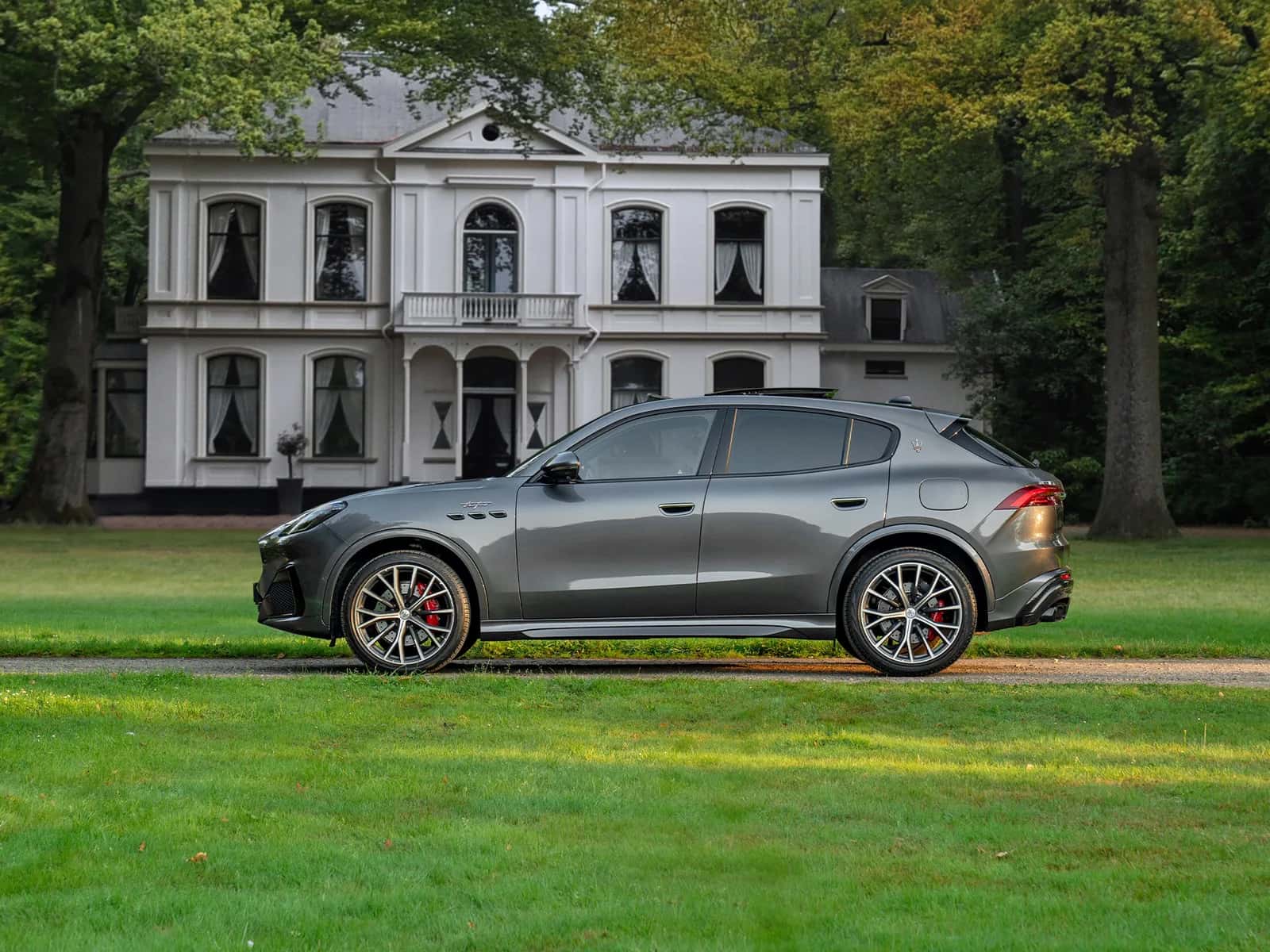 Maserati Grecale (2022) — foto 1