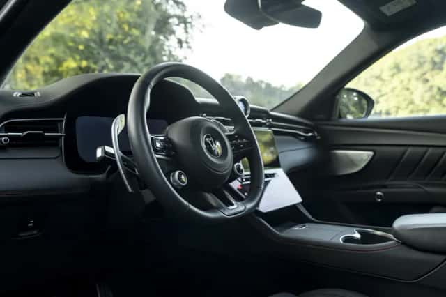 Maserati Grecale (2022) thumbnail 7