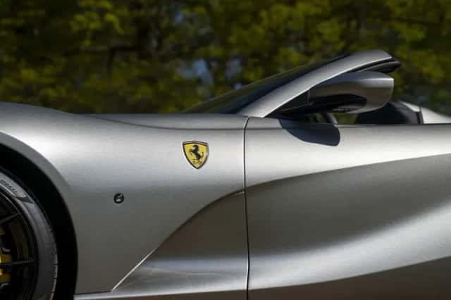 Ferrari 812 GTS (2021) thumbnail 18
