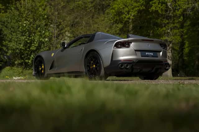 Ferrari 812 GTS (2021) thumbnail 4