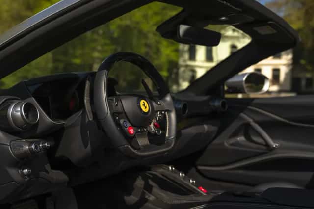 Ferrari 812 GTS (2021) thumbnail 37