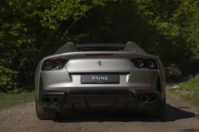 Ferrari 812 GTS (2021) thumbnail 5