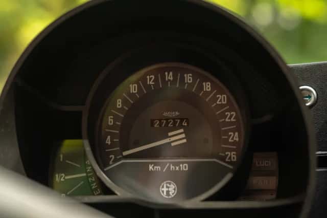 Alfa Romeo Montreal (1973) thumbnail 41