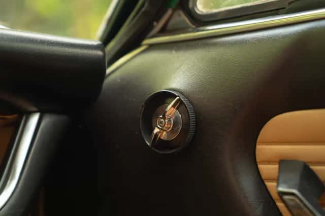Alfa Romeo Montreal (1973) thumbnail 48
