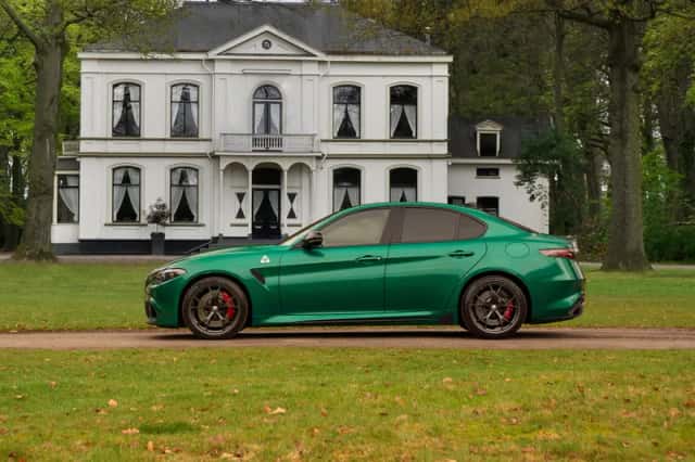 Alfa Romeo Giulia (2024) thumbnail 1