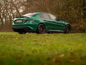 Alfa Romeo Giulia (2024) thumbnail 25