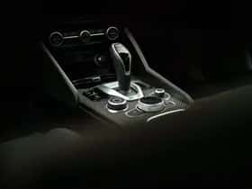 Alfa Romeo Giulia (2024) thumbnail 39