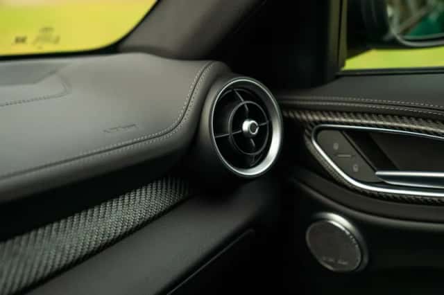 Alfa Romeo Giulia (2024) thumbnail 44