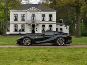 Ferrari 812 (2019)