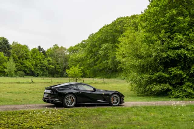 Ferrari 812 (2019) thumbnail 43