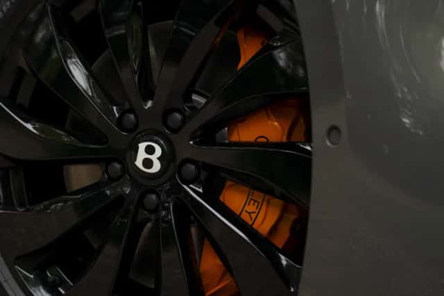 Bentley Continental GTC (2026) thumbnail 14
