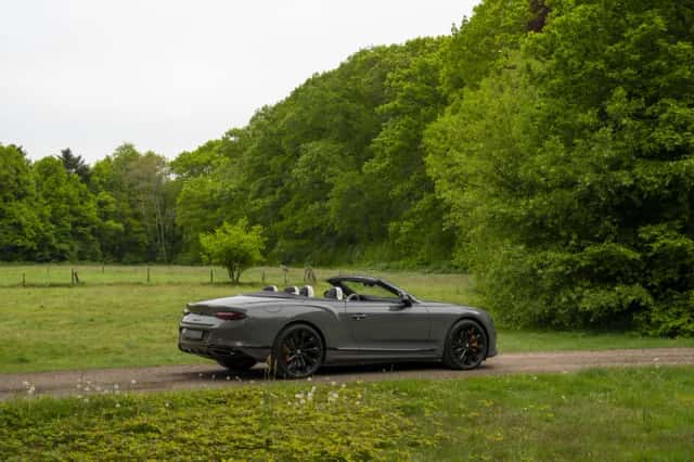 Bentley Continental GTC (2026) thumbnail 4