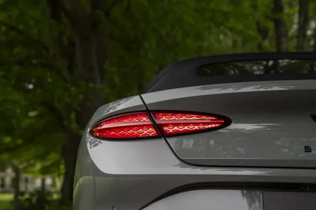 Bentley Continental GTC (2026) thumbnail 33