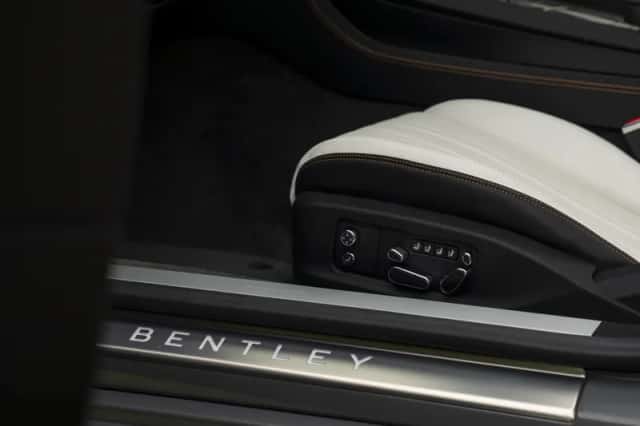 Bentley Continental GTC (2026) thumbnail 44