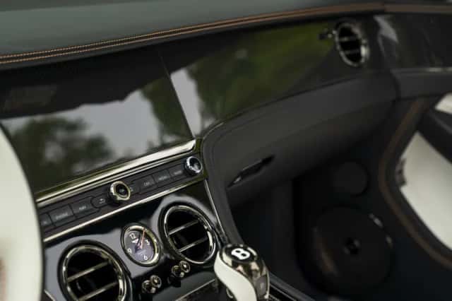 Bentley Continental GTC (2026) thumbnail 53