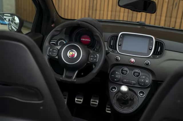 Abarth 595 (2018) thumbnail 33