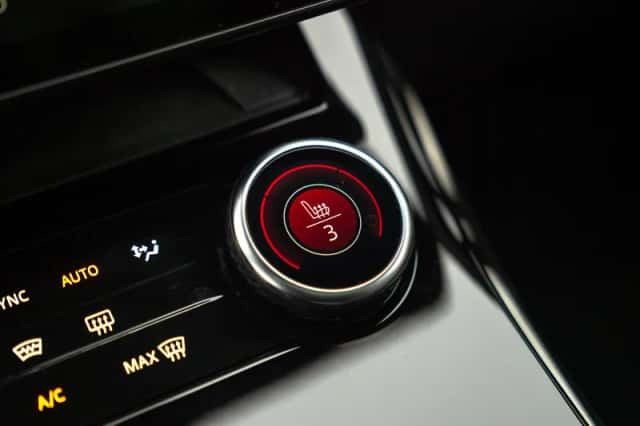 Land Rover Range Rover Sport (2023) thumbnail 12