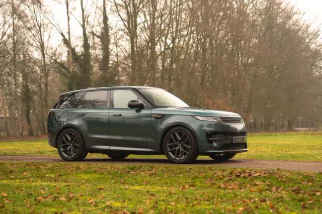 Land Rover Range Rover Sport (2023) thumbnail 3