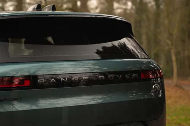 Land Rover Range Rover Sport (2023) thumbnail 27