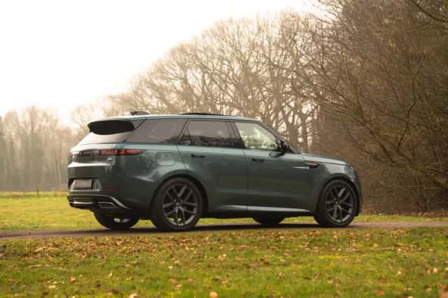 Land Rover Range Rover Sport (2023) thumbnail 4