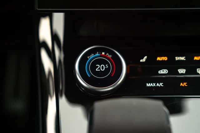 Land Rover Range Rover Sport (2023) thumbnail 35