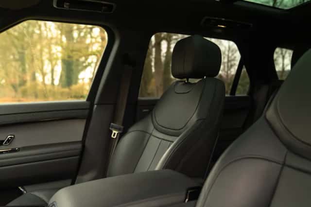 Land Rover Range Rover Sport (2023) thumbnail 10