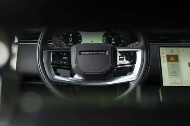 Land Rover Range Rover (2024) thumbnail 31