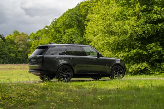 Land Rover Range Rover (2024) thumbnail 6