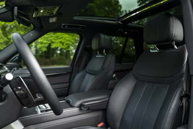 Land Rover Range Rover (2024) thumbnail 8
