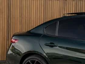 Alfa Romeo Giulia (2020) thumbnail 20