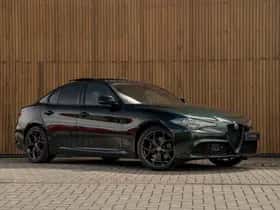 Alfa Romeo Giulia (2020) thumbnail 3