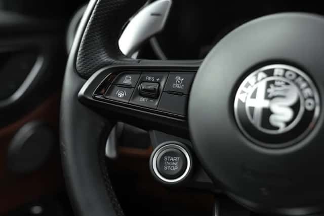 Alfa Romeo Giulia (2020) thumbnail 27