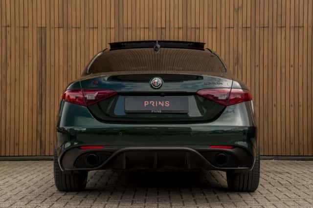 Alfa Romeo Giulia (2020) thumbnail 5