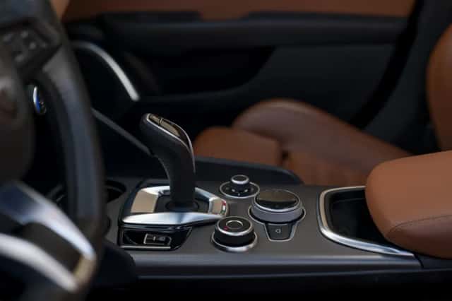 Alfa Romeo Giulia (2020) thumbnail 44