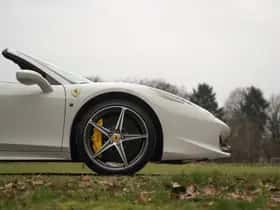 Ferrari 458 (2013) thumbnail 13